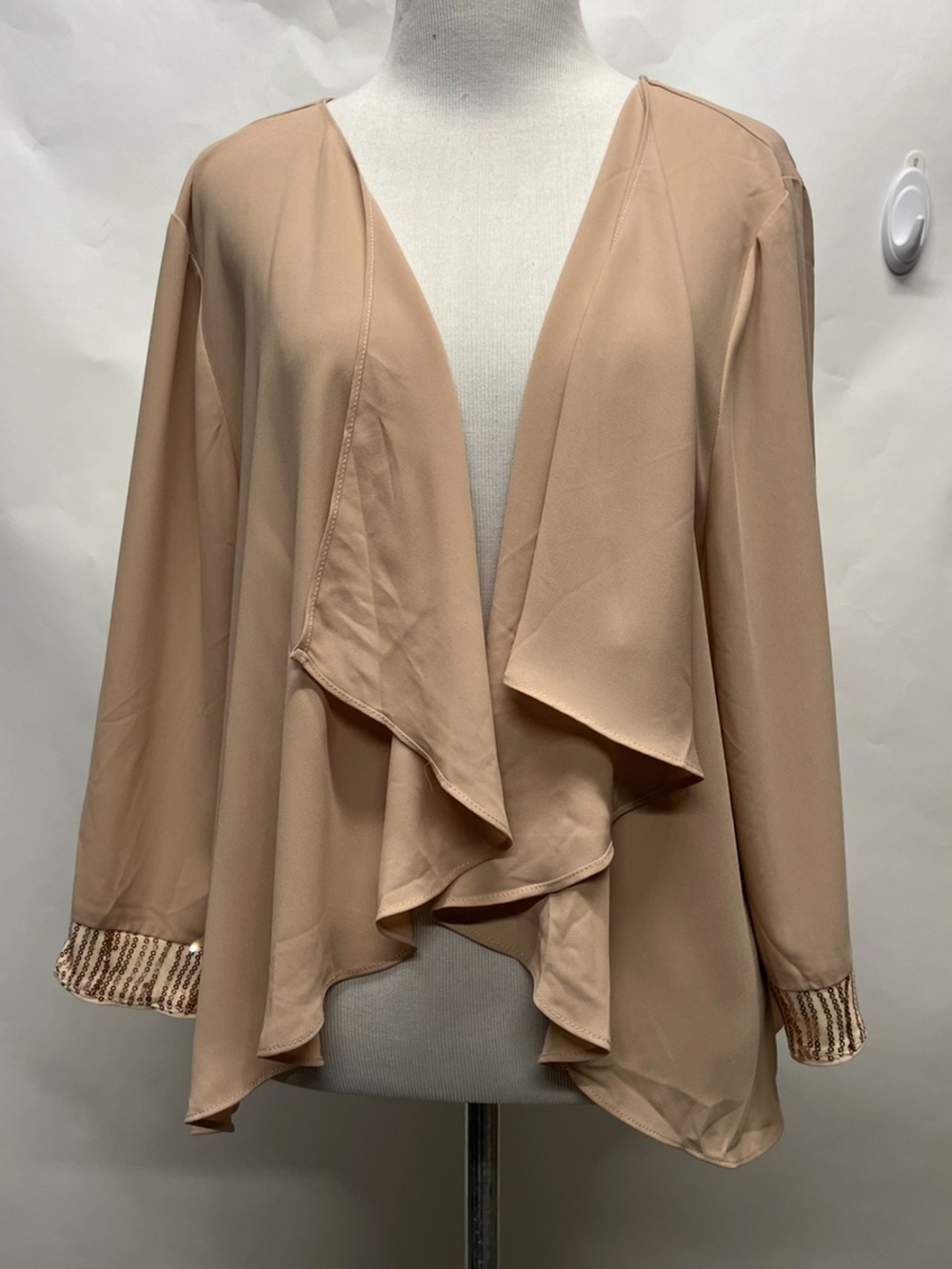 Grace Karin Open Front Beige Waterfall Neckline Cardigan Sequins Cuffs US 18